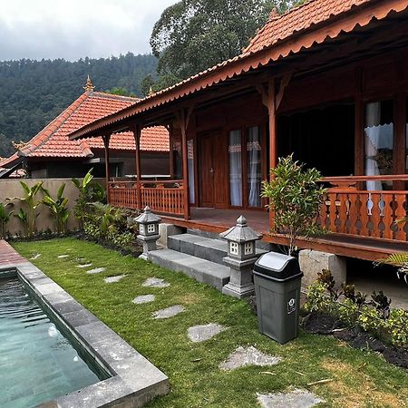 Starlake Villa & Glamping Kubupenlokan Екстер'єр фото